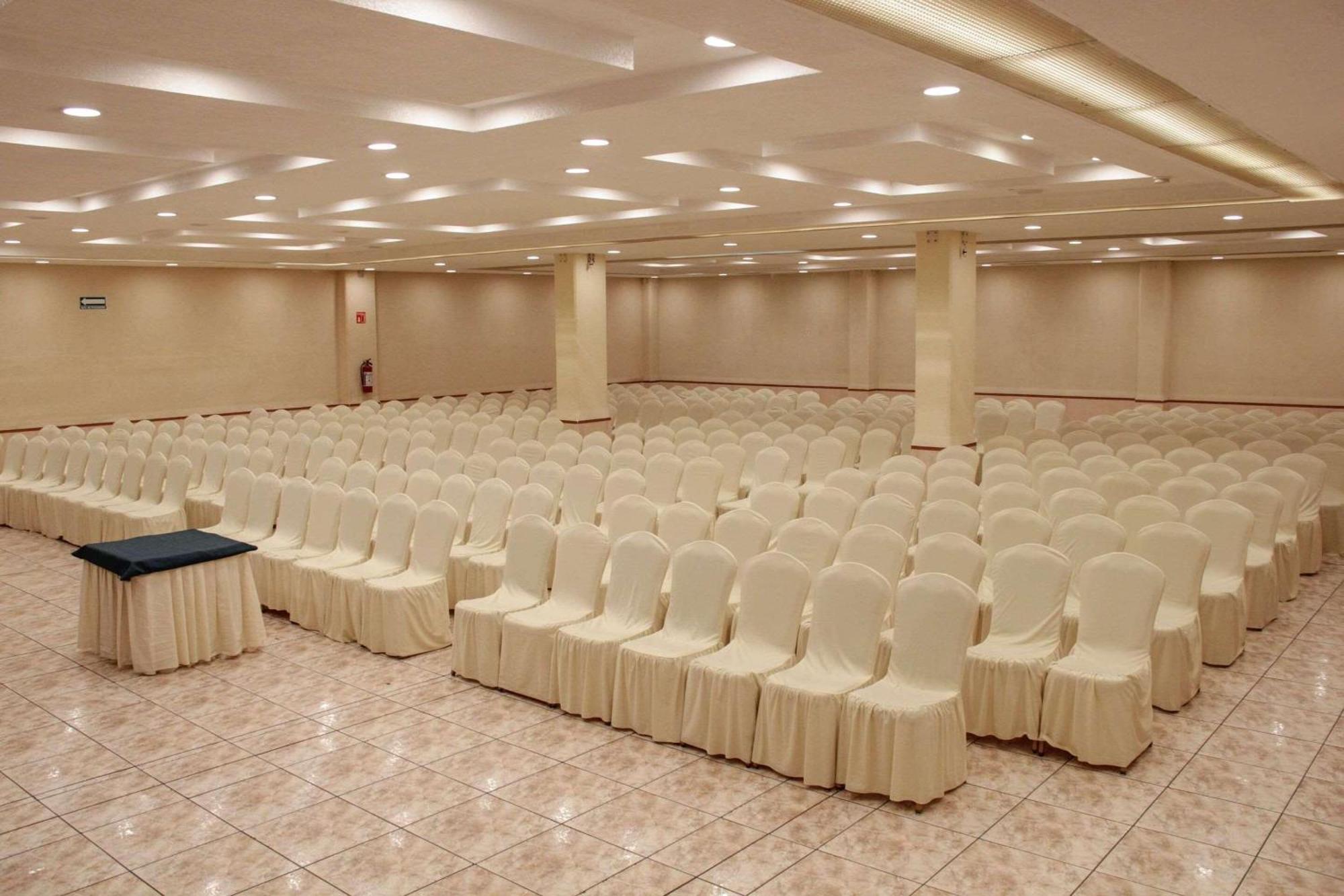 Radisson Hotel & Convention Center Toluca Dış mekan fotoğraf