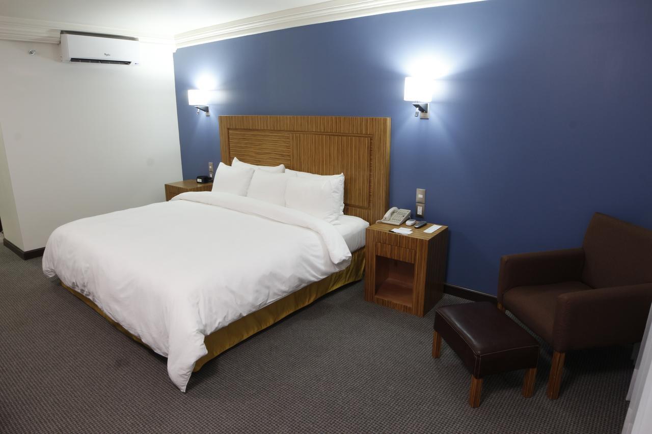 Radisson Hotel & Convention Center Toluca Dış mekan fotoğraf